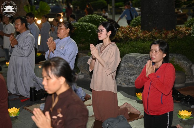 Lễ Ngũ Bách Danh Bồ Tát Quán Thế Âm