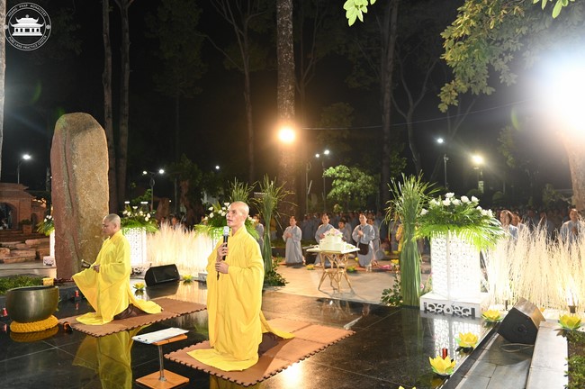 Lễ Ngũ Bách Danh Bồ Tát Quán Thế Âm