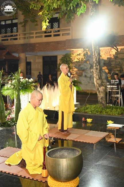 Lễ Ngũ Bách Danh Bồ Tát Quán Thế Âm