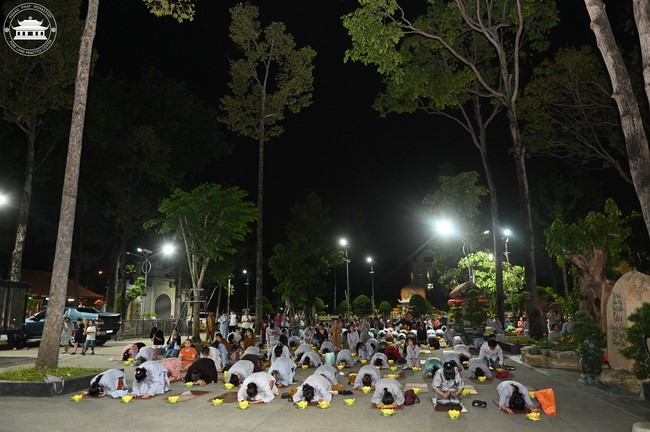 Lễ Ngũ Bách Danh Bồ Tát Quán Thế Âm