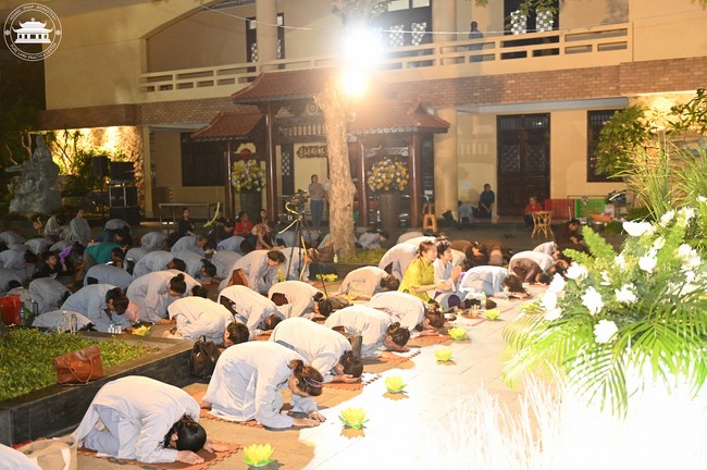 Lễ Ngũ Bách Danh Bồ Tát Quán Thế Âm