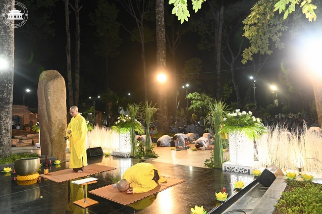 Lễ Ngũ Bách Danh Bồ Tát Quán Thế Âm