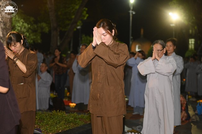 Lễ Ngũ Bách Danh Bồ Tát Quán Thế Âm