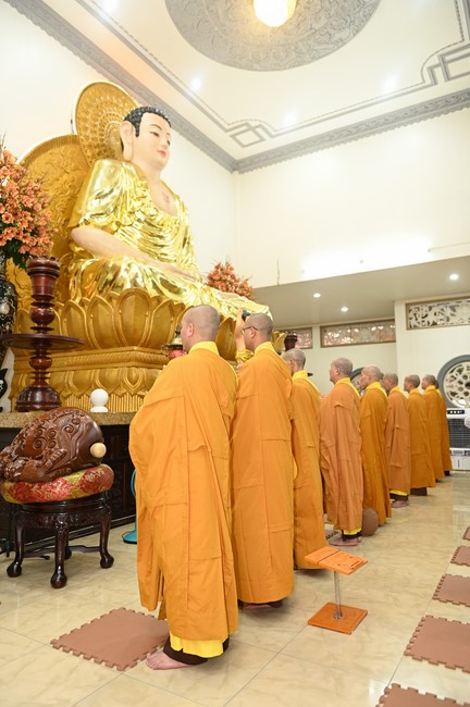 Lễ Ngũ Bách Danh Bồ Tát Quán Thế Âm