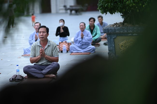 Lễ Ngũ Bách Danh Bồ Tát Quán Thế Âm