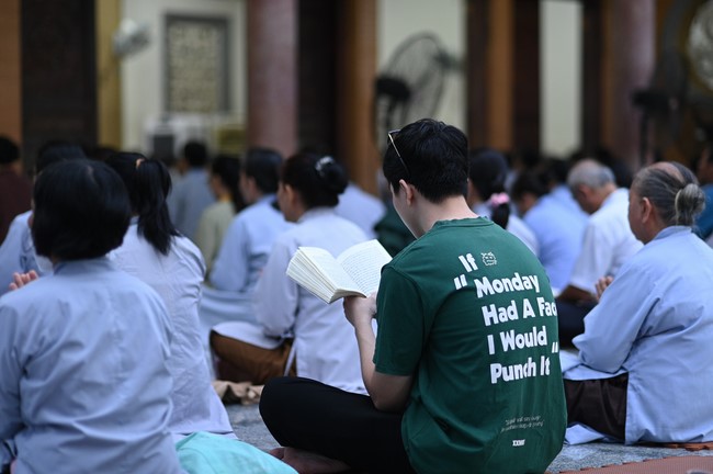 Lễ Ngũ Bách Danh Bồ Tát Quán Thế Âm