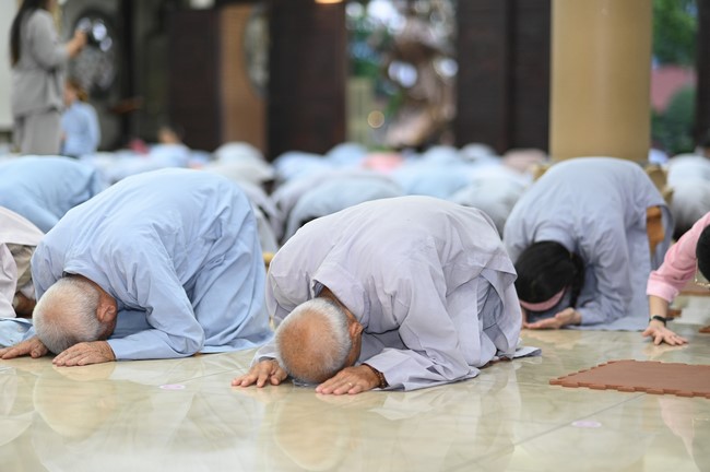 Lễ Ngũ Bách Danh Bồ Tát Quán Thế Âm