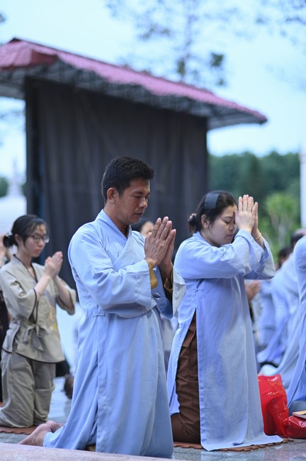 Lễ Ngũ Bách Danh Bồ Tát Quán Thế Âm