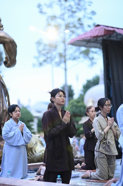 Lễ Ngũ Bách Danh Bồ Tát Quán Thế Âm