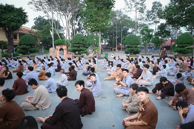 Dharma talk: Steeling oneself for the inside, preaching Junior Thich Minh Thanh - The third day of temporary ordination retreat for Children in Summer 2024