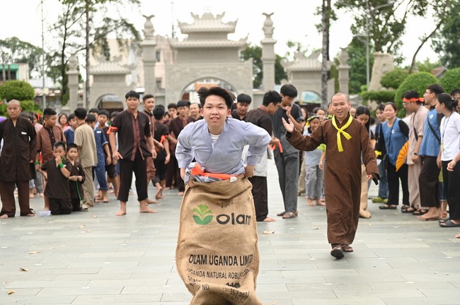 Dharma talk: Steeling oneself for the inside, preaching Junior Thich Minh Thanh - The third day of temporary ordination retreat for Children in Summer 2024