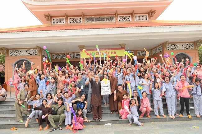 Dharma talk: Steeling oneself for the inside, preaching Junior Thich Minh Thanh - The third day of temporary ordination retreat for Children in Summer 2024