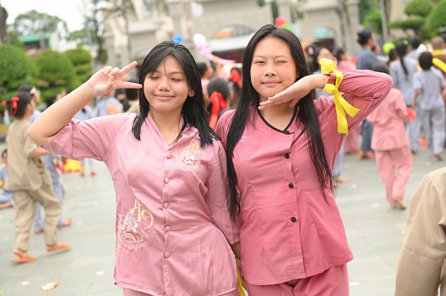 Dharma talk: Steeling oneself for the inside, preaching Junior Thich Minh Thanh - The third day of temporary ordination retreat for Children in Summer 2024