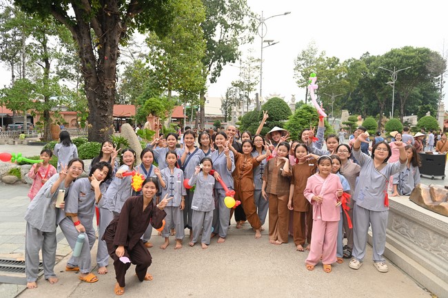 Dharma talk: Steeling oneself for the inside, preaching Junior Thich Minh Thanh - The third day of temporary ordination retreat for Children in Summer 2024