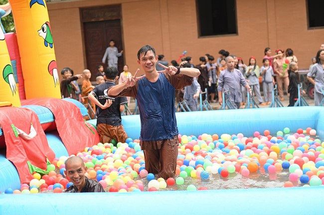 Dharma talk: Steeling oneself for the inside, preaching Junior Thich Minh Thanh - The third day of temporary ordination retreat for Children in Summer 2024