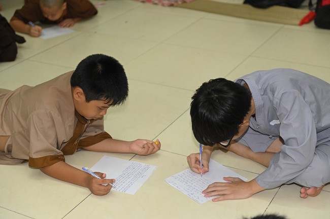 Dharma talk: Steeling oneself for the inside, preaching Junior Thich Minh Thanh - The third day of temporary ordination retreat for Children in Summer 2024