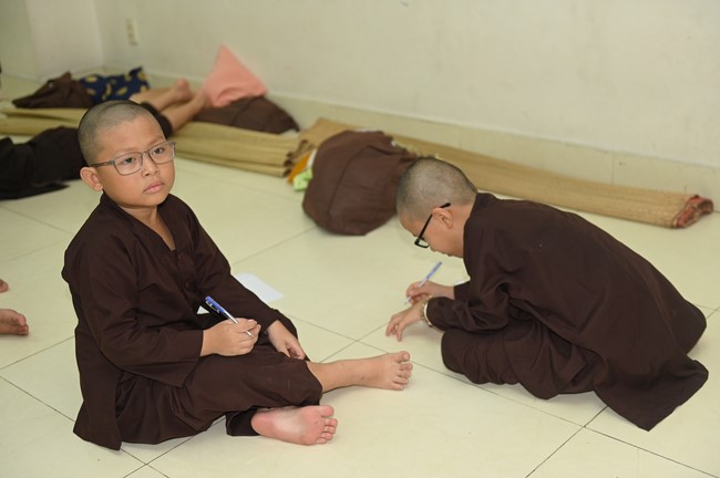 Dharma talk: Steeling oneself for the inside, preaching Junior Thich Minh Thanh - The third day of temporary ordination retreat for Children in Summer 2024