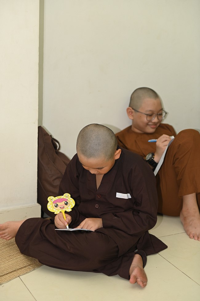 Dharma talk: Steeling oneself for the inside, preaching Junior Thich Minh Thanh - The third day of temporary ordination retreat for Children in Summer 2024