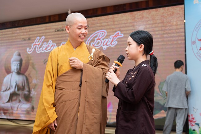 Dharma talk: Steeling oneself for the inside, preaching Junior Thich Minh Thanh - The third day of temporary ordination retreat for Children in Summer 2024