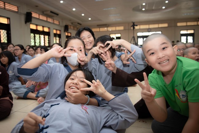 Dharma talk: Steeling oneself for the inside, preaching Junior Thich Minh Thanh - The third day of temporary ordination retreat for Children in Summer 2024