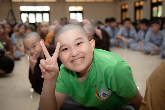 Dharma talk: Steeling oneself for the inside, preaching Junior Thich Minh Thanh - The third day of temporary ordination retreat for Children in Summer 2024