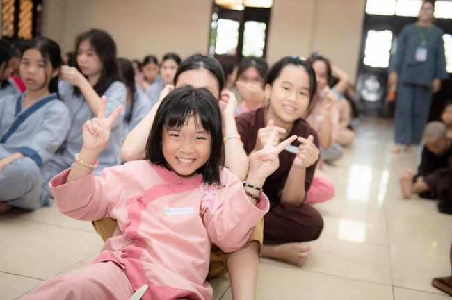 Dharma talk: Steeling oneself for the inside, preaching Junior Thich Minh Thanh - The third day of temporary ordination retreat for Children in Summer 2024