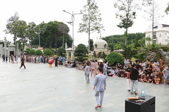 Dharma talk: Steeling oneself for the inside, preaching Junior Thich Minh Thanh - The third day of temporary ordination retreat for Children in Summer 2024