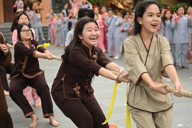 Dharma talk: Steeling oneself for the inside, preaching Junior Thich Minh Thanh - The third day of temporary ordination retreat for Children in Summer 2024