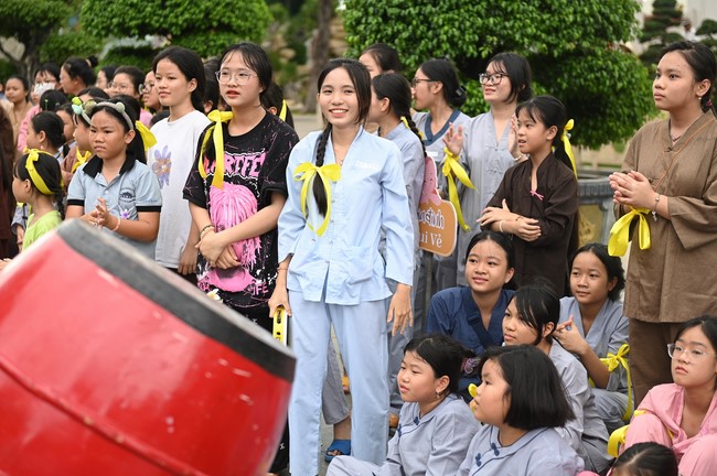Dharma talk: Steeling oneself for the inside, preaching Junior Thich Minh Thanh - The third day of temporary ordination retreat for Children in Summer 2024