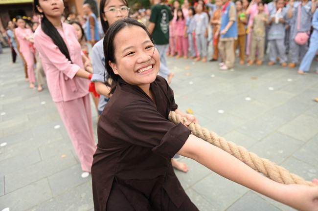 Dharma talk: Steeling oneself for the inside, preaching Junior Thich Minh Thanh - The third day of temporary ordination retreat for Children in Summer 2024
