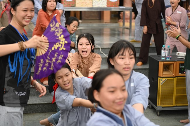 Dharma talk: Steeling oneself for the inside, preaching Junior Thich Minh Thanh - The third day of temporary ordination retreat for Children in Summer 2024