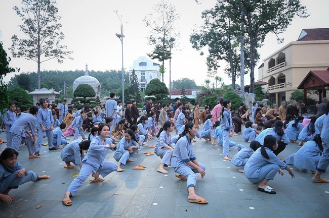 Dharma talk: Steeling oneself for the inside, preaching Junior Thich Minh Thanh - The third day of temporary ordination retreat for Children in Summer 2024