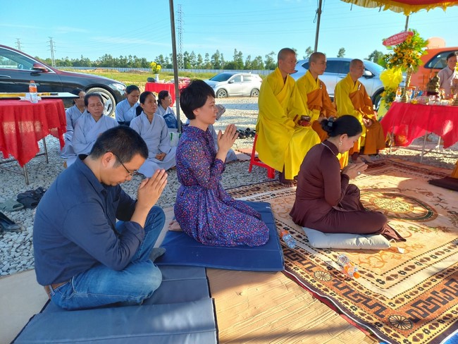 Groundbreaking ceremony of Hoa Phu Primary and Secondary School in Binh Duong by the Pagoda's Charity Board