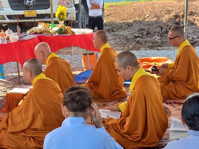 Groundbreaking ceremony of Hoa Phu Primary and Secondary School in Binh Duong by the Pagoda's Charity Board