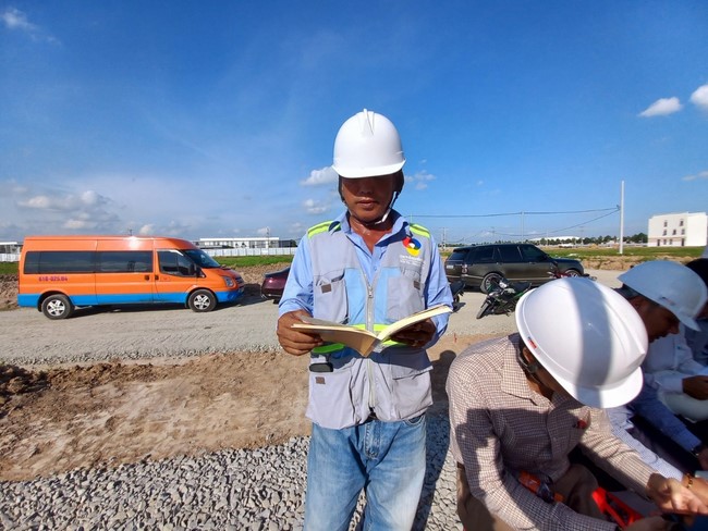 Groundbreaking ceremony of Hoa Phu Primary and Secondary School in Binh Duong by the Pagoda's Charity Board