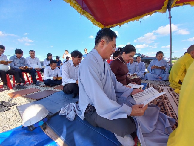 Groundbreaking ceremony of Hoa Phu Primary and Secondary School in Binh Duong by the Pagoda's Charity Board
