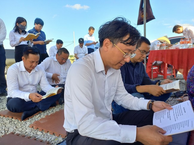 Groundbreaking ceremony of Hoa Phu Primary and Secondary School in Binh Duong by the Pagoda's Charity Board