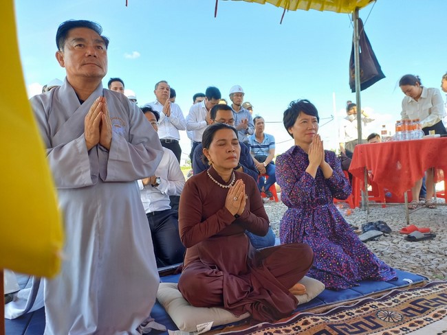 Groundbreaking ceremony of Hoa Phu Primary and Secondary School in Binh Duong by the Pagoda's Charity Board