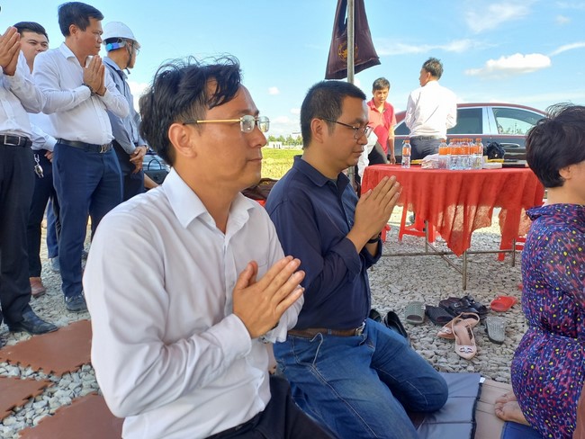 Groundbreaking ceremony of Hoa Phu Primary and Secondary School in Binh Duong by the Pagoda's Charity Board