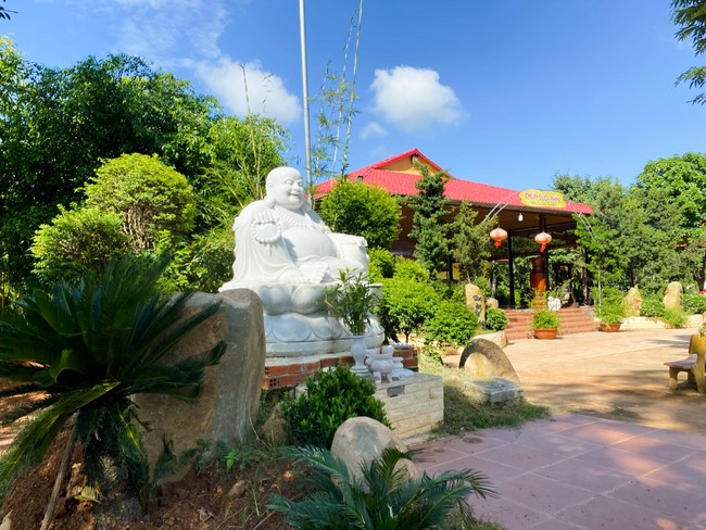 Kid Playground at Suoi Phap Pagoda, Tay Ninh