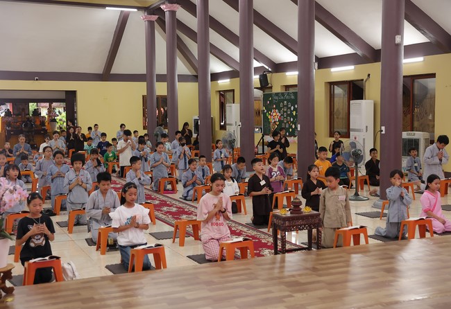 Chùa Hòa Phúc – Hà Nội: Lễ tổng kết chương trình Cuối Tuần Về Bên Phật