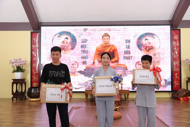 Chùa Hòa Phúc – Hà Nội: Lễ tổng kết chương trình Cuối Tuần Về Bên Phật