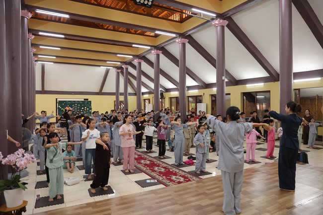 Chùa Hòa Phúc – Hà Nội: Lễ tổng kết chương trình Cuối Tuần Về Bên Phật