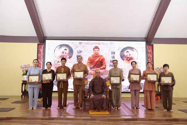 Chùa Hòa Phúc – Hà Nội: Lễ tổng kết chương trình Cuối Tuần Về Bên Phật