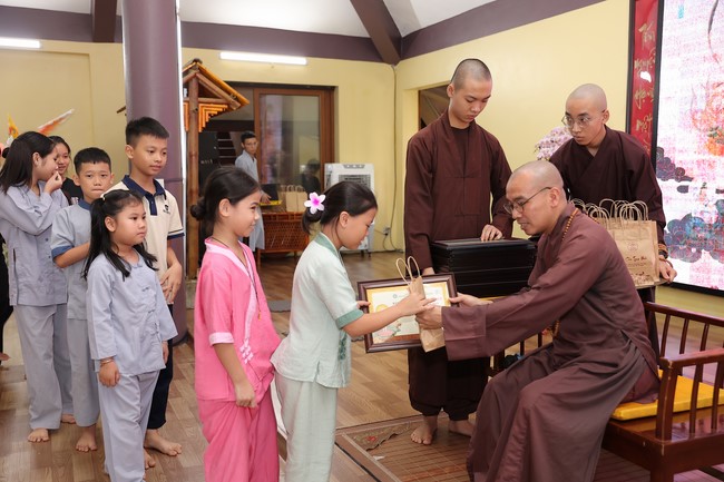 Chùa Hòa Phúc – Hà Nội: Lễ tổng kết chương trình Cuối Tuần Về Bên Phật