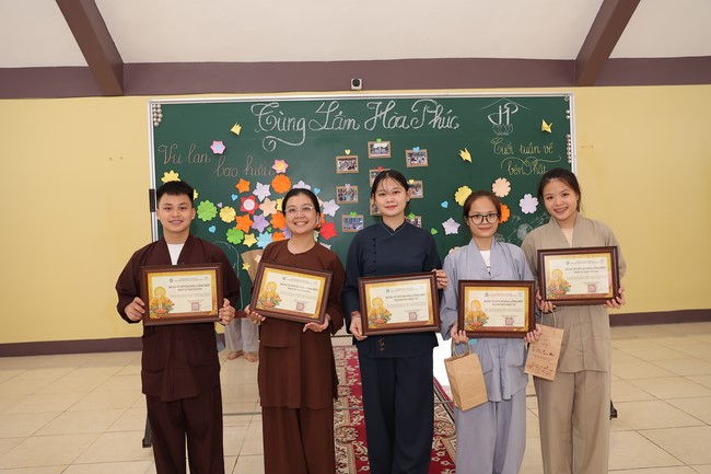 Chùa Hòa Phúc – Hà Nội: Lễ tổng kết chương trình Cuối Tuần Về Bên Phật