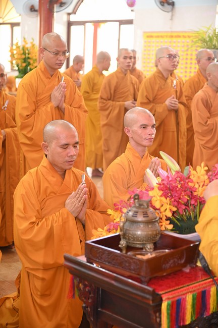 Holding Pravaranà Ceremony of the Director Board (DB) of Hoc Mon district's Vietnam Buddhist Sangha (VBS)