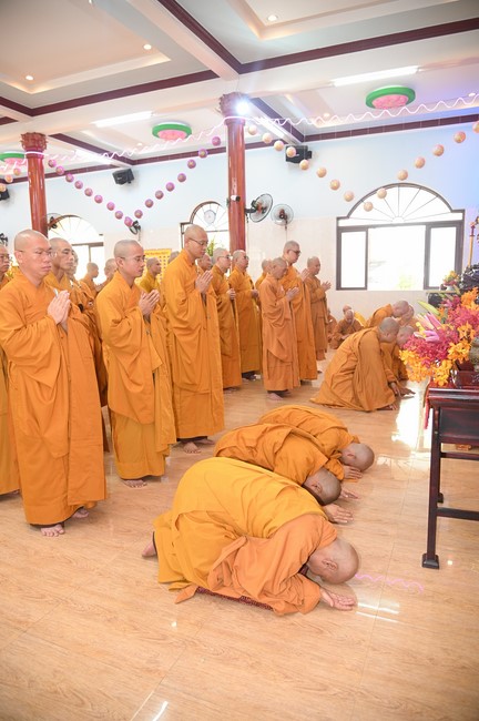 Holding Pravaranà Ceremony of the Director Board (DB) of Hoc Mon district's Vietnam Buddhist Sangha (VBS)
