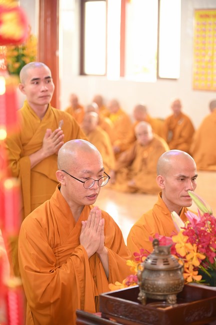 Holding Pravaranà Ceremony of the Director Board (DB) of Hoc Mon district's Vietnam Buddhist Sangha (VBS)
