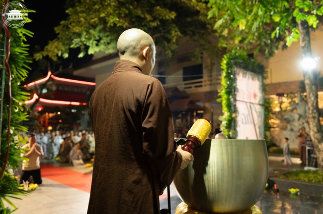 Candle Lighting Night of Ullambana Ceremony holding by Hieu and Thuong Group